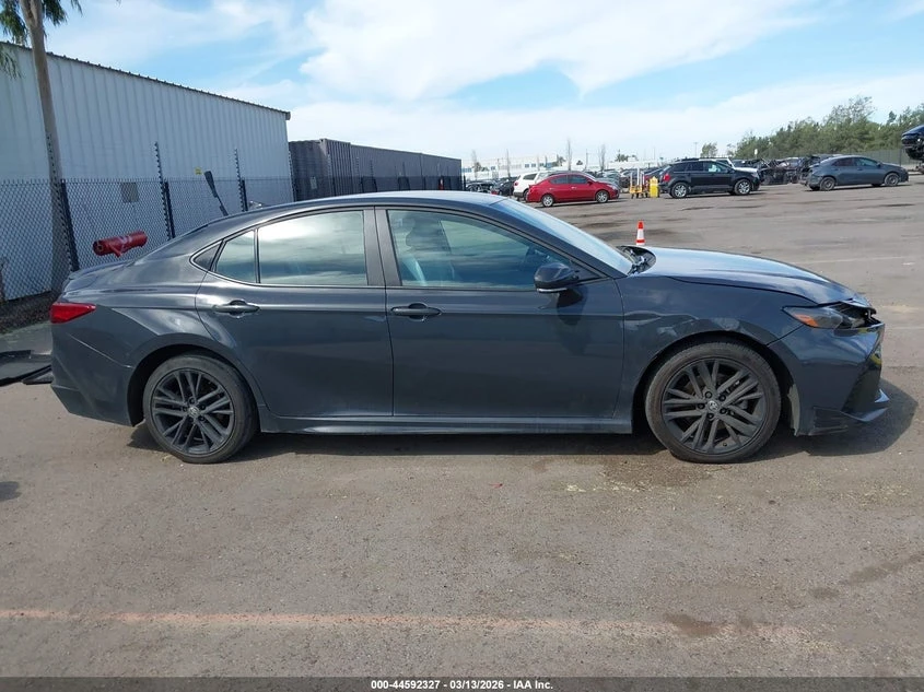 Toyota Camry SE * CARFAX * КРАЙНА ЦЕНА* , снимка 13 - Автомобили и джипове - 54491156