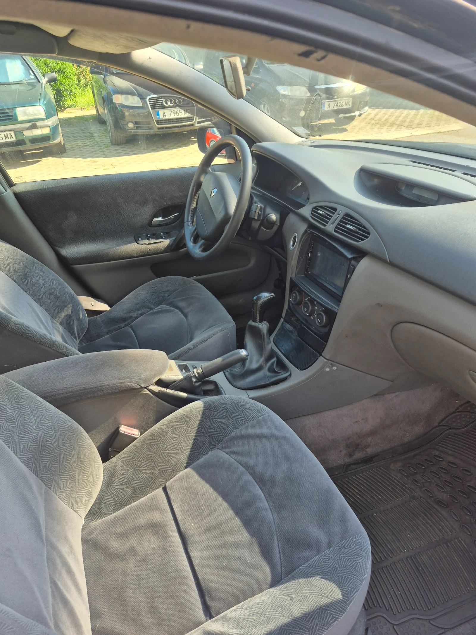 Renault Laguna, снимка 2 - Автомобили и джипове - 54553867