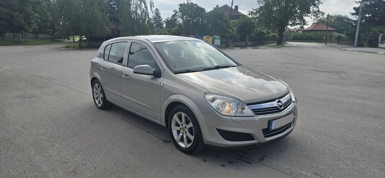 Opel Astra 1.7 CDTI iSUZU, снимка 2 - Автомобили и джипове - 54691606