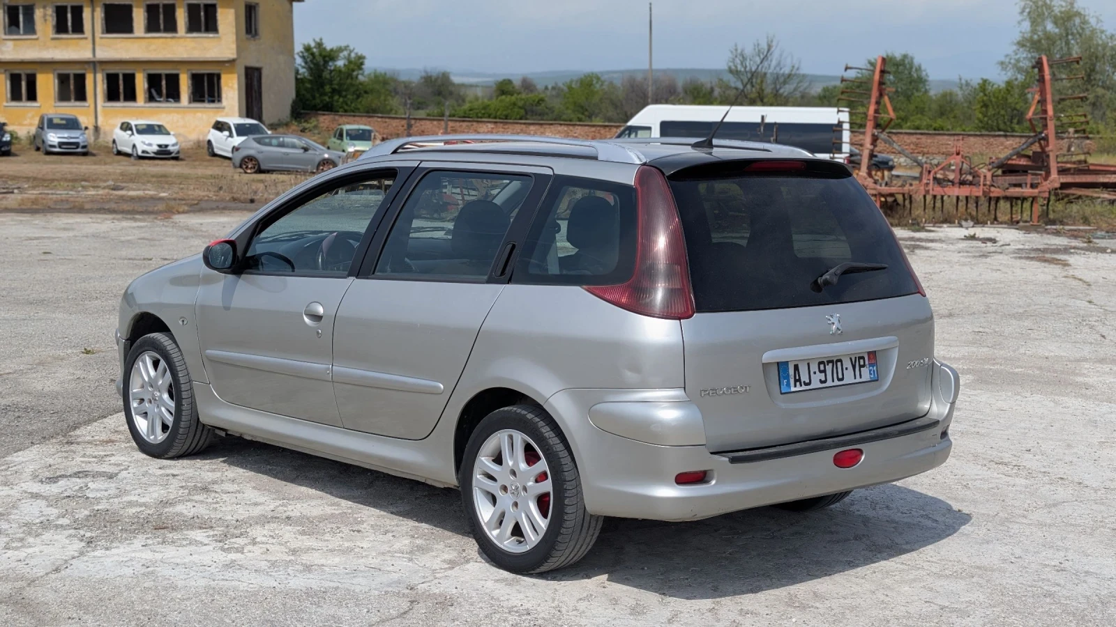 Peugeot 206 2.0 HDI, снимка 3 - Автомобили и джипове - 54758039