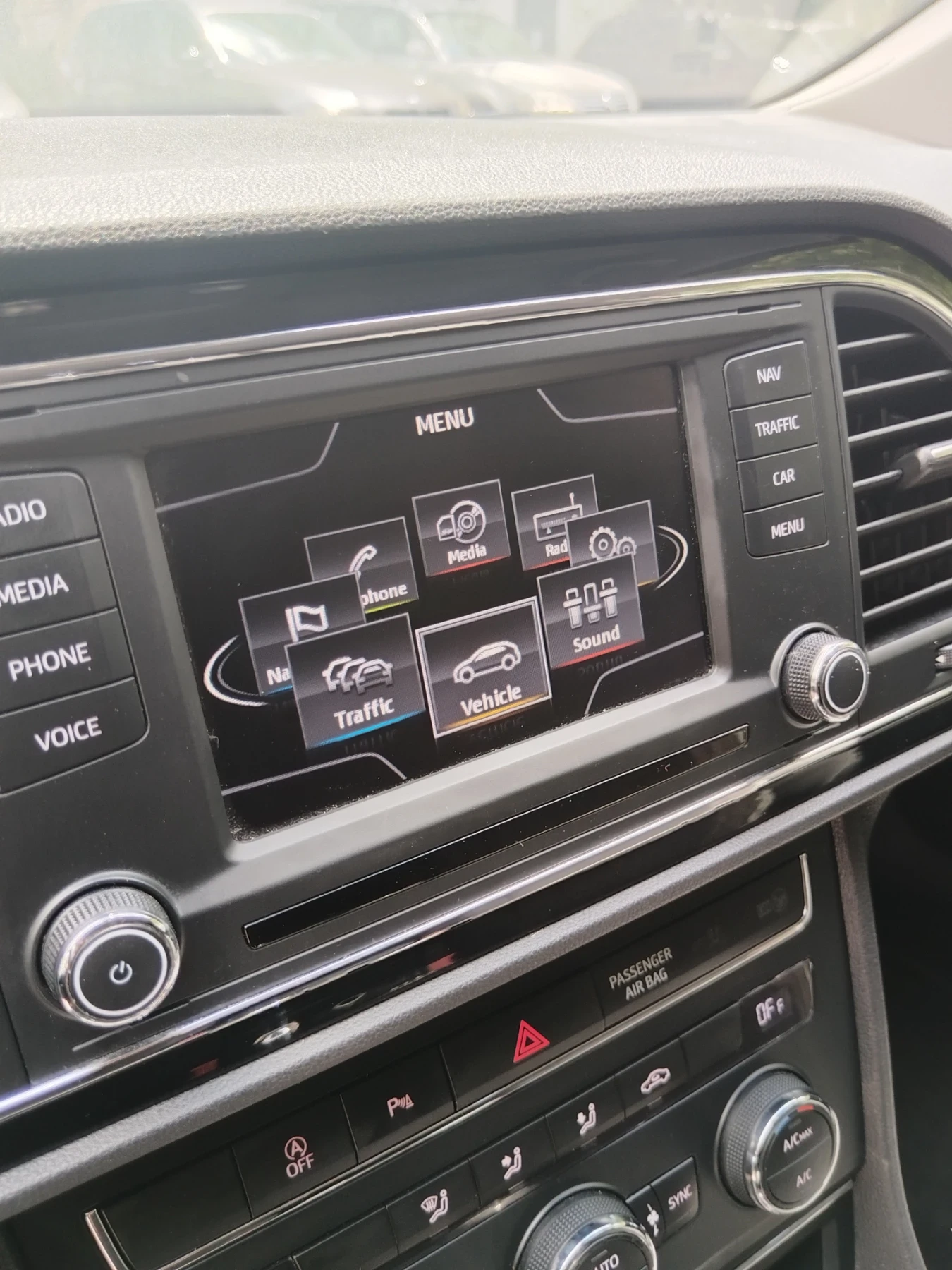 Seat Leon, снимка 11 - Автомобили и джипове - 55611321