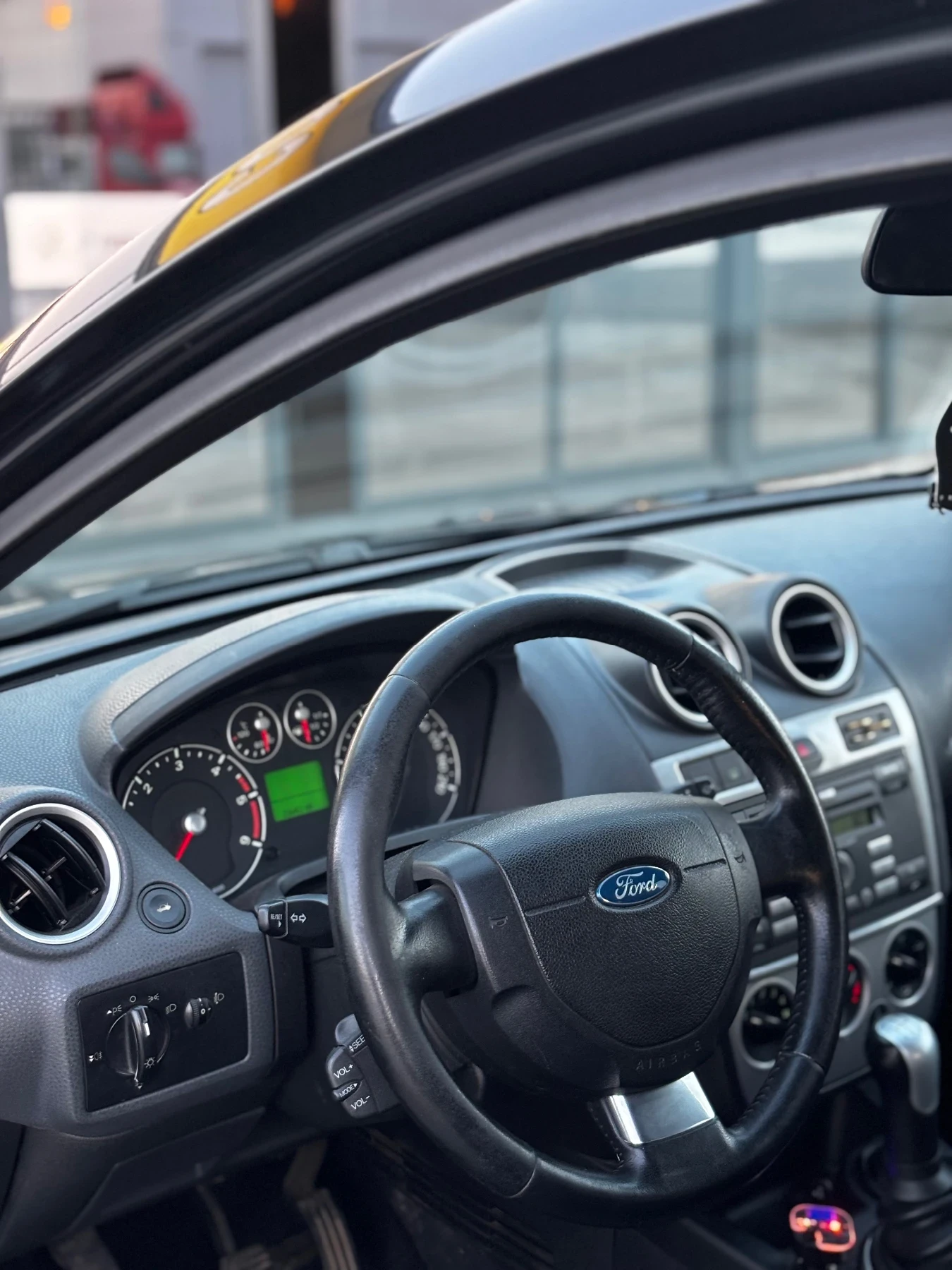 Ford Fiesta, снимка 7 - Автомобили и джипове - 55849710