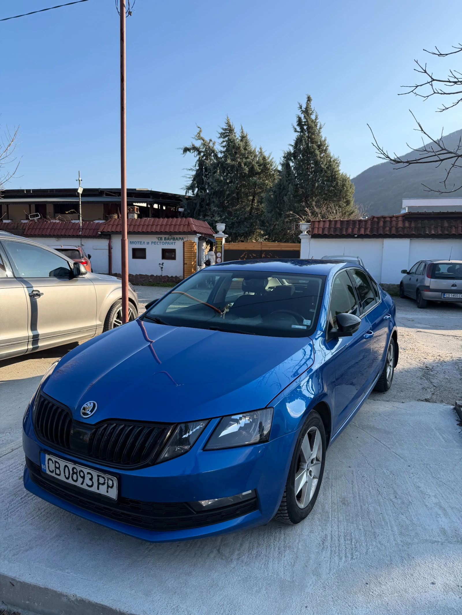Skoda Octavia 1.5 TSI, снимка 2 - Автомобили и джипове - 56080357