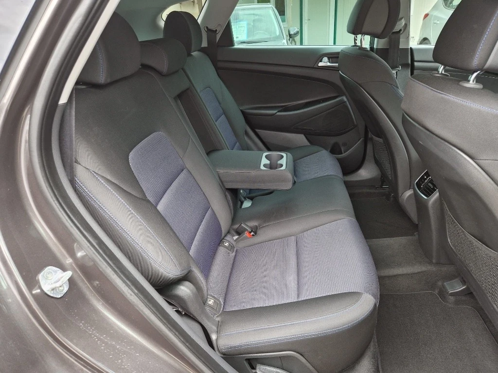 Hyundai Tucson 1.7 CRDI EURO 6B, снимка 13 - Автомобили и джипове - 56148011