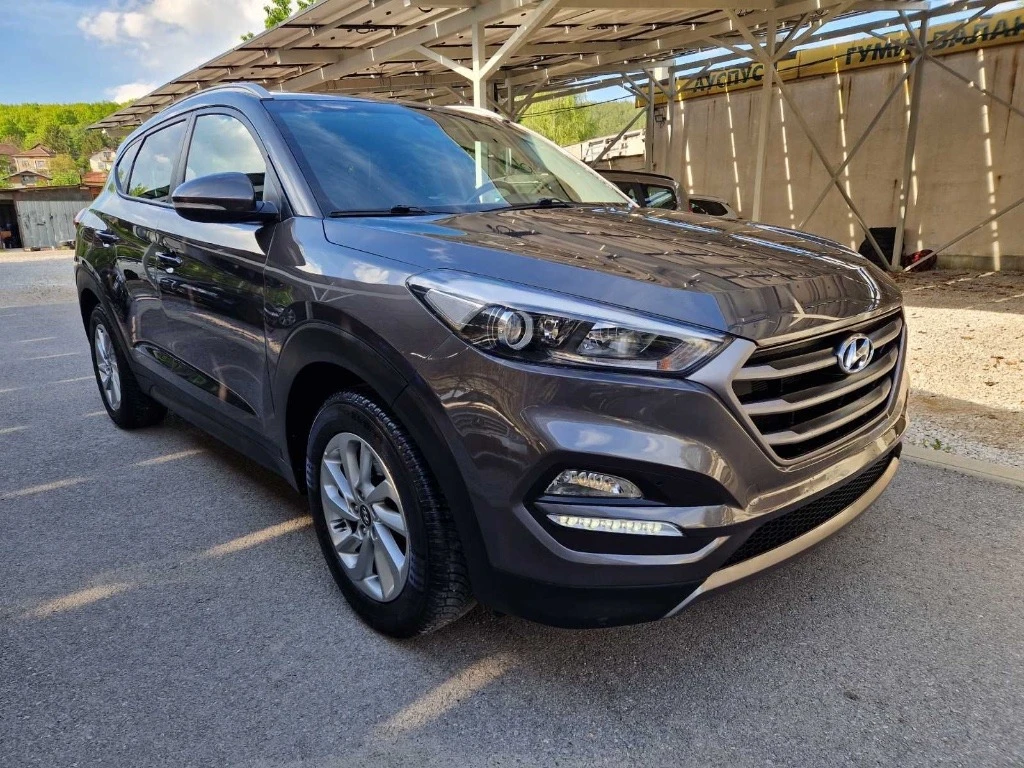 Hyundai Tucson 1.7 CRDI EURO 6B, снимка 3 - Автомобили и джипове - 56148011