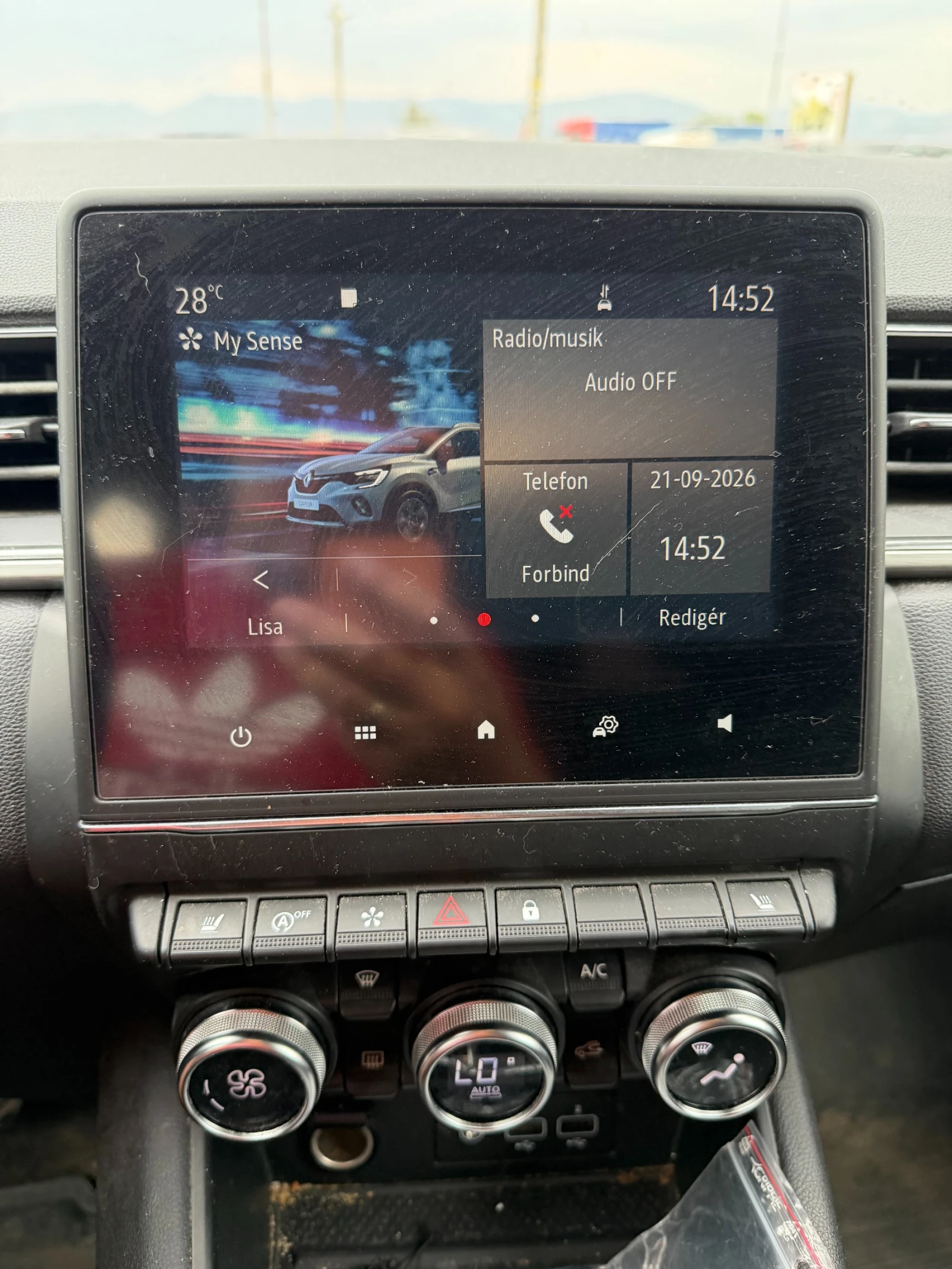 Renault Captur 1.5DCI AVTOMAT/NAVI/KOJA/KAMERAEURO 6, снимка 12 - Автомобили и джипове - 56165881