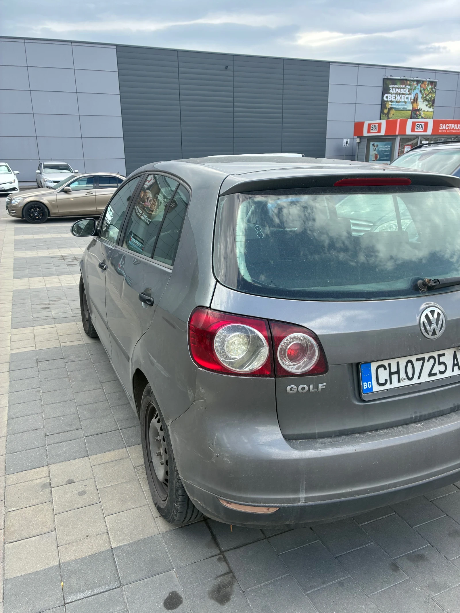 VW Golf Plus, снимка 3 - Автомобили и джипове - 56259901