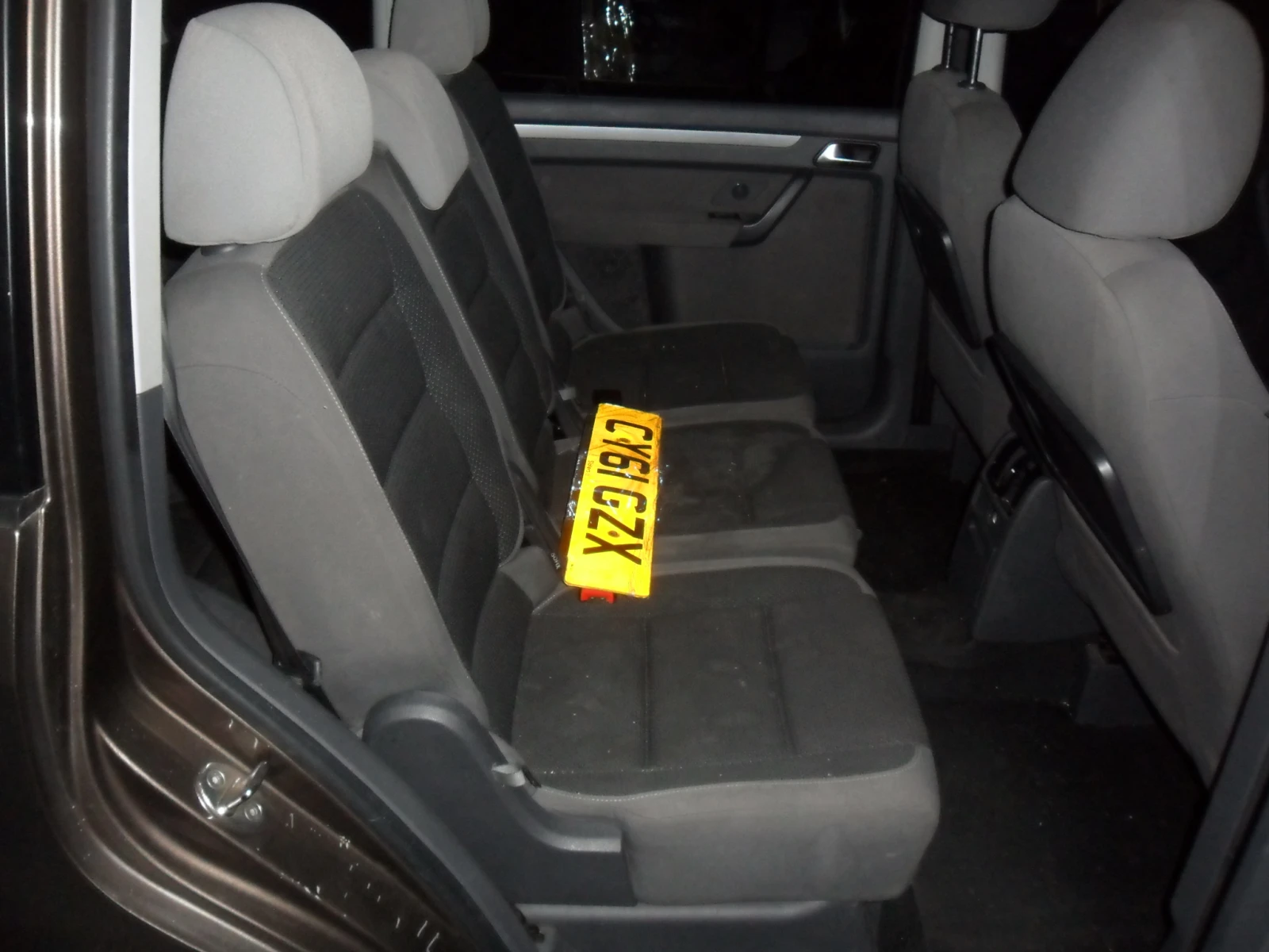VW Touran, снимка 6 - Автомобили и джипове - 56571609