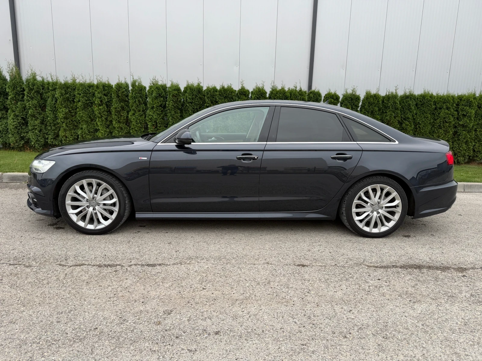 Audi A6 3.0tdi* SLine* Keyless* Assist* Bose* ACC* ЛИЗИНГ*, снимка 8 - Автомобили и джипове - 56750784