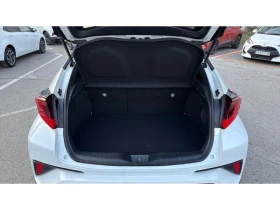 Toyota C-HR 2.0 HSD CUORE, снимка 10