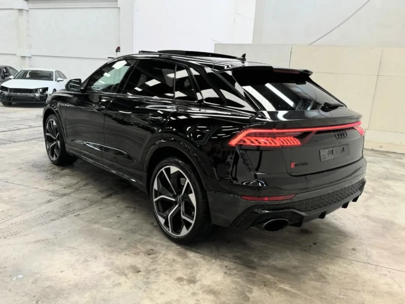 Audi RSQ8 * Bang&Olufsen* PANO* Carbon* RS Exhaust* , снимка 2 - Автомобили и джипове - 52562974