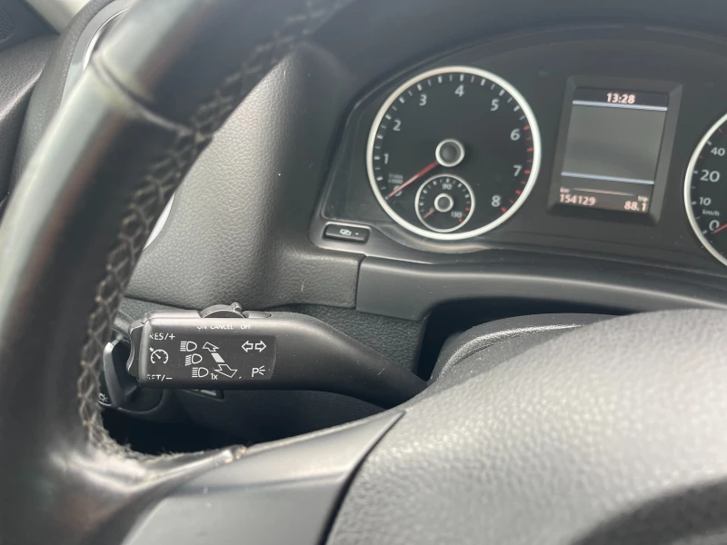 VW Tiguan 2.0 TSI 4motion Sp&Style 180ps. Швейцария, снимка 14 - Автомобили и джипове - 52233175