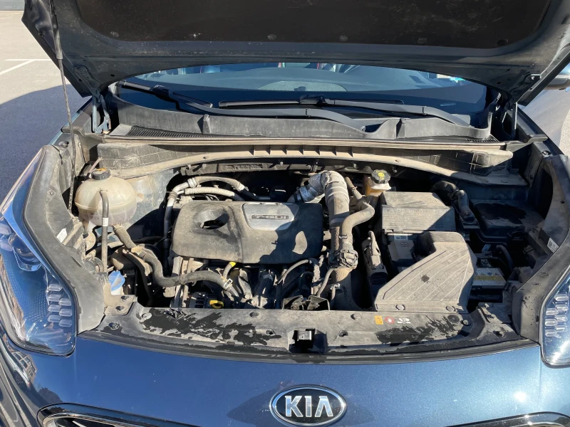 Kia Sportage, снимка 6 - Автомобили и джипове - 52773922