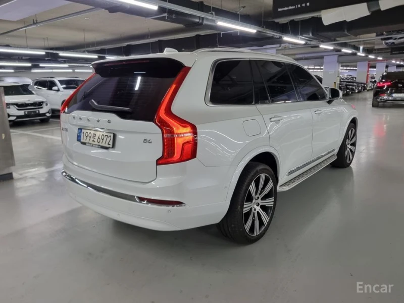 Volvo Xc90, снимка 3 - Автомобили и джипове - 53409821
