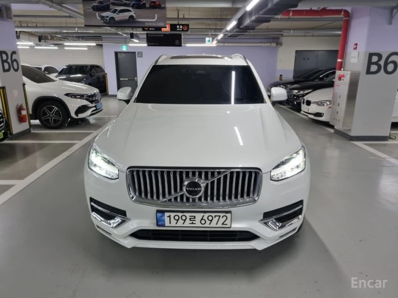 Volvo Xc90, снимка 2 - Автомобили и джипове - 53409821