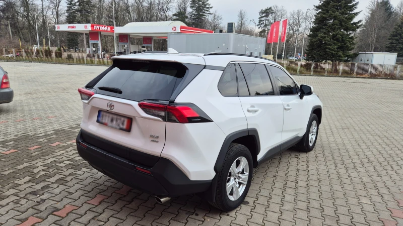 Toyota Rav4 2.5 AWD XLE PREMIUM, снимка 4 - Автомобили и джипове - 53445005