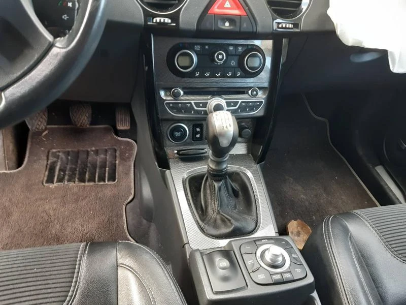 Renault Koleos 2.0д, снимка 15 - Автомобили и джипове - 35782899