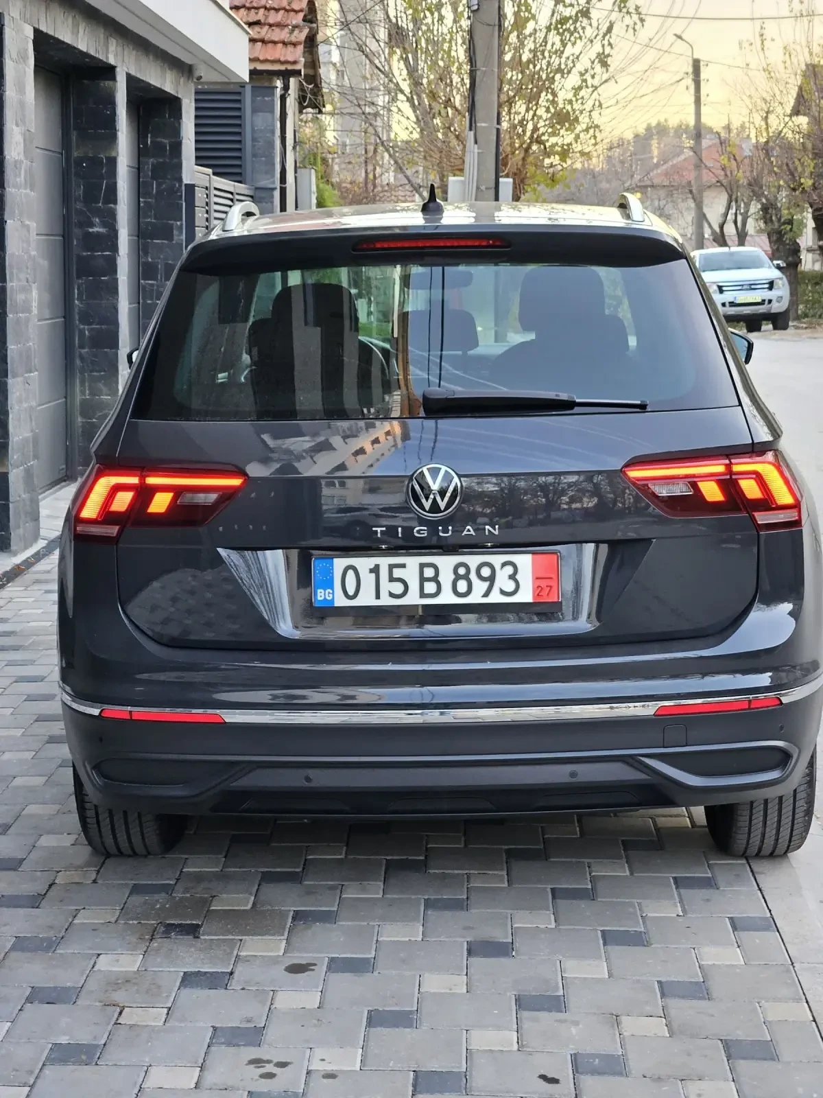 VW Tiguan 2.0TDI Digital FaceLift Distronic - изображение 5