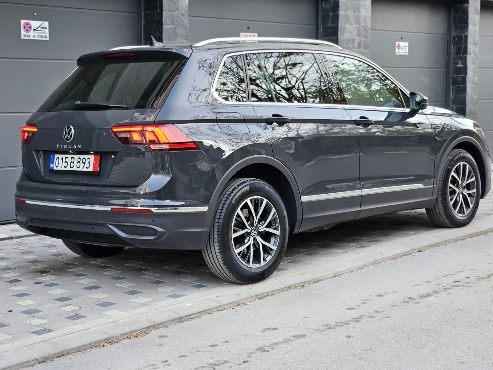 VW Tiguan 2.0TDI Digital FaceLift Distronic - изображение 4