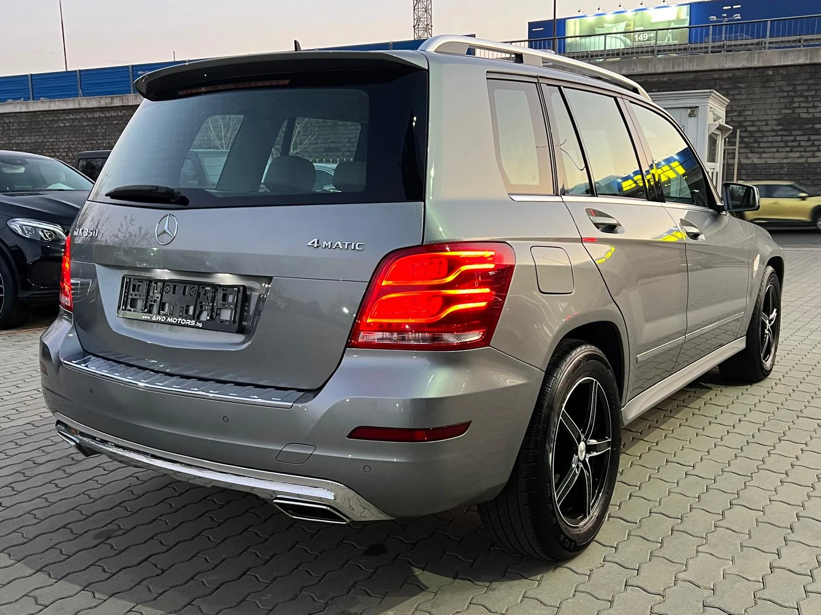 Mercedes-Benz GLK 350i 306кс Автоматик Автопилот Кожа Подгрев Нави - изображение 3