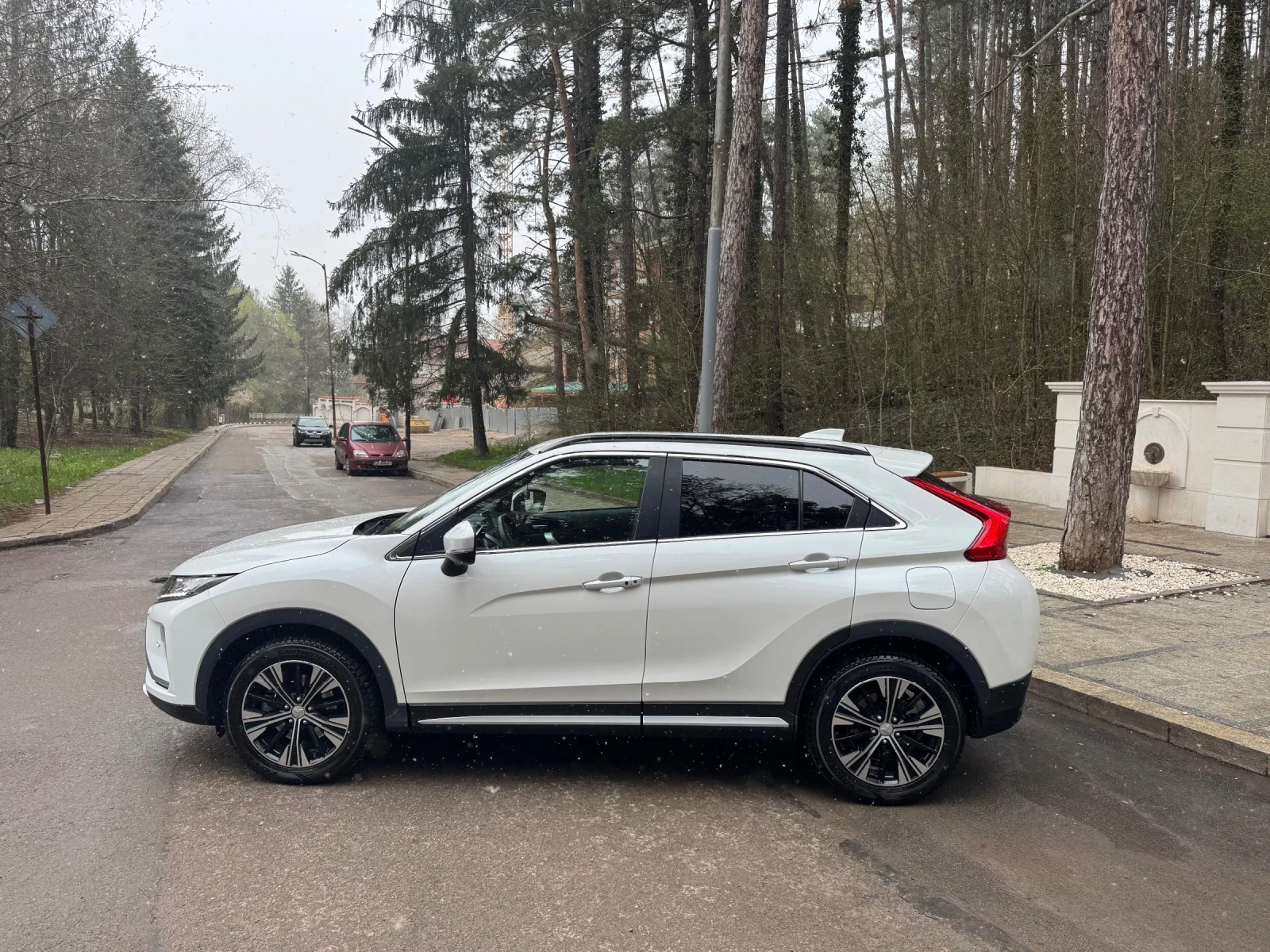 Mitsubishi Eclipse Cross В гаранция; 4х4;  - изображение 4