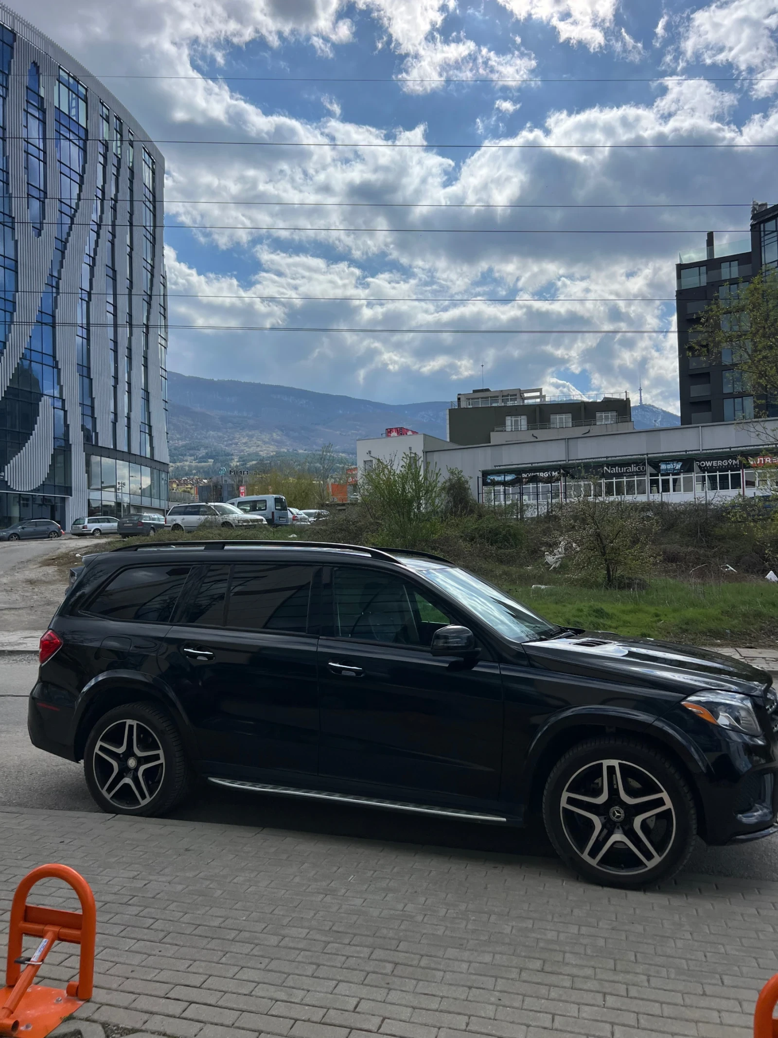 Mercedes-Benz GLS 500 Designo - изображение 4