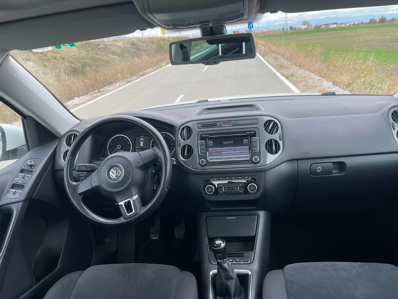 VW Tiguan 2.0 TSI 4motion Sp&Style 180ps. Швейцария - изображение 10