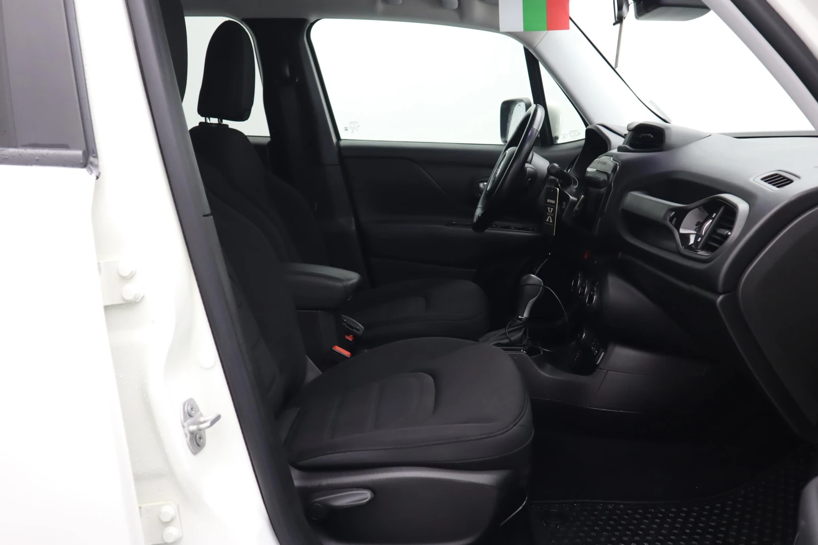 Jeep Renegade 2.4 SINCE 1941 - изображение 9