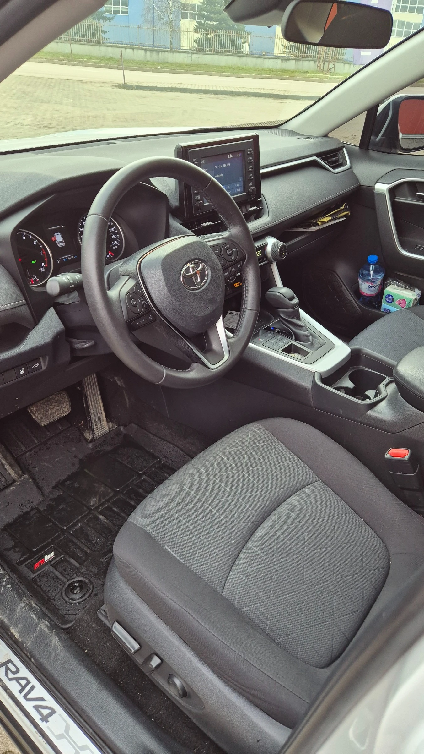 Toyota Rav4 2.5 AWD XLE PREMIUM - изображение 7