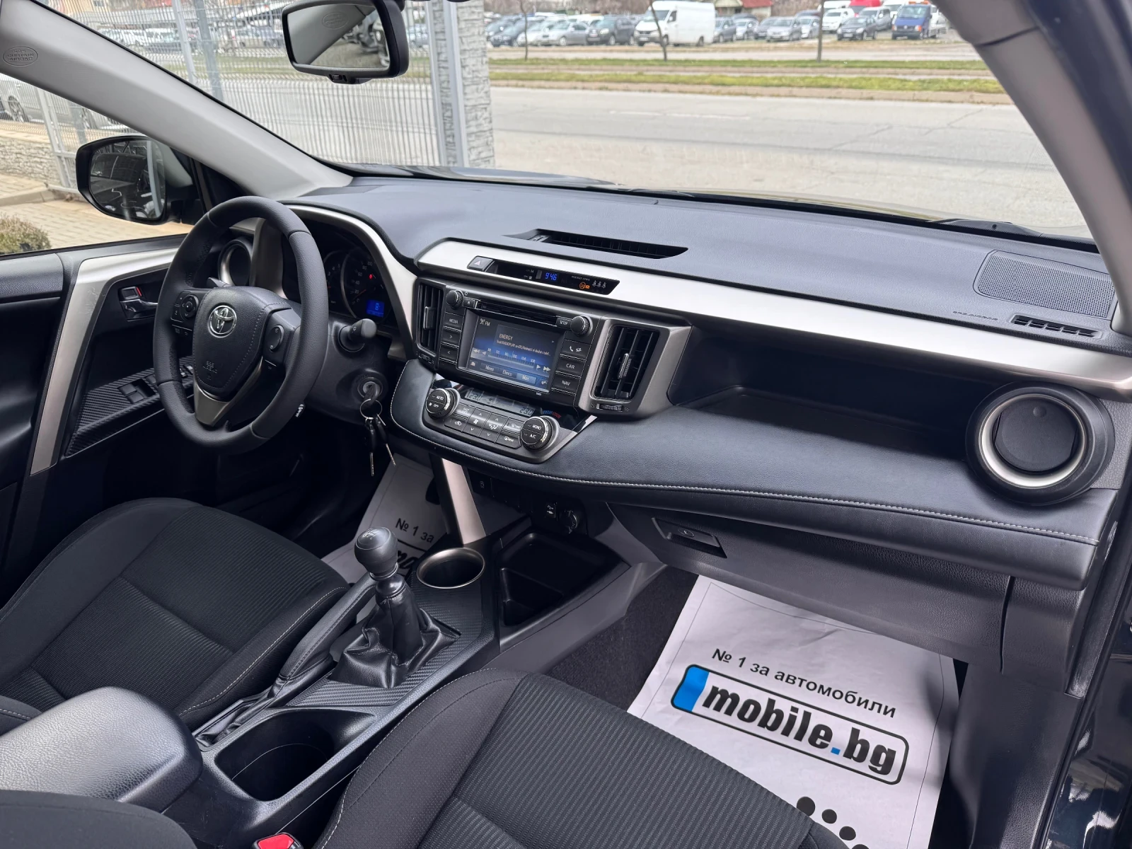 Toyota Rav4 2.0D-4D 146хил.км * ПЕРФЕКТЕН* , снимка 12 - Автомобили и джипове - 53888606