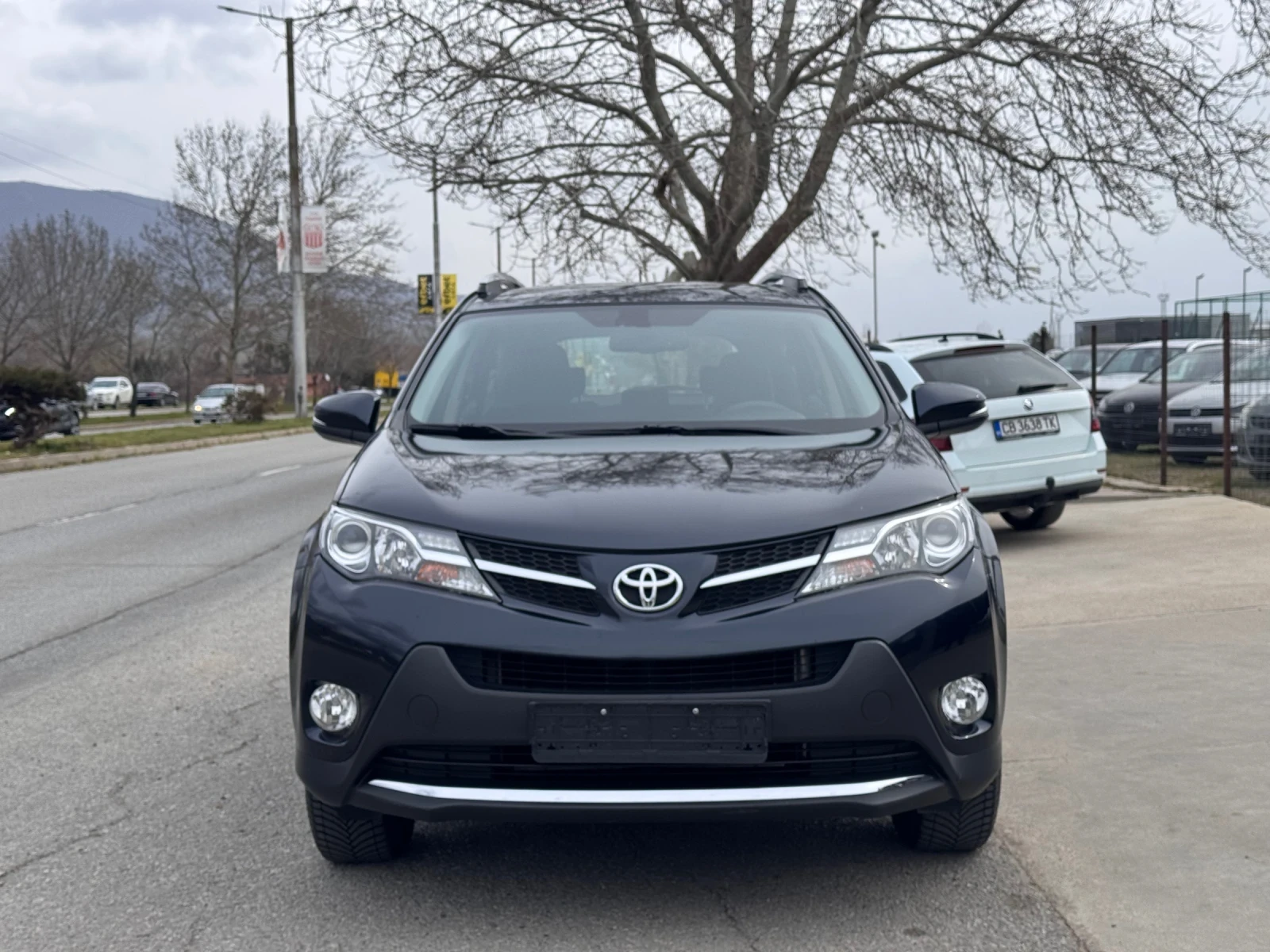Toyota Rav4 2.0D-4D 146хил.км * ПЕРФЕКТЕН* , снимка 8 - Автомобили и джипове - 53888606
