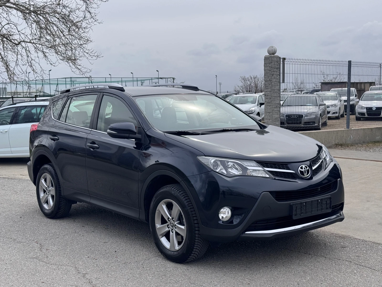 Toyota Rav4 2.0D-4D 146хил.км * ПЕРФЕКТЕН* , снимка 7 - Автомобили и джипове - 53888606