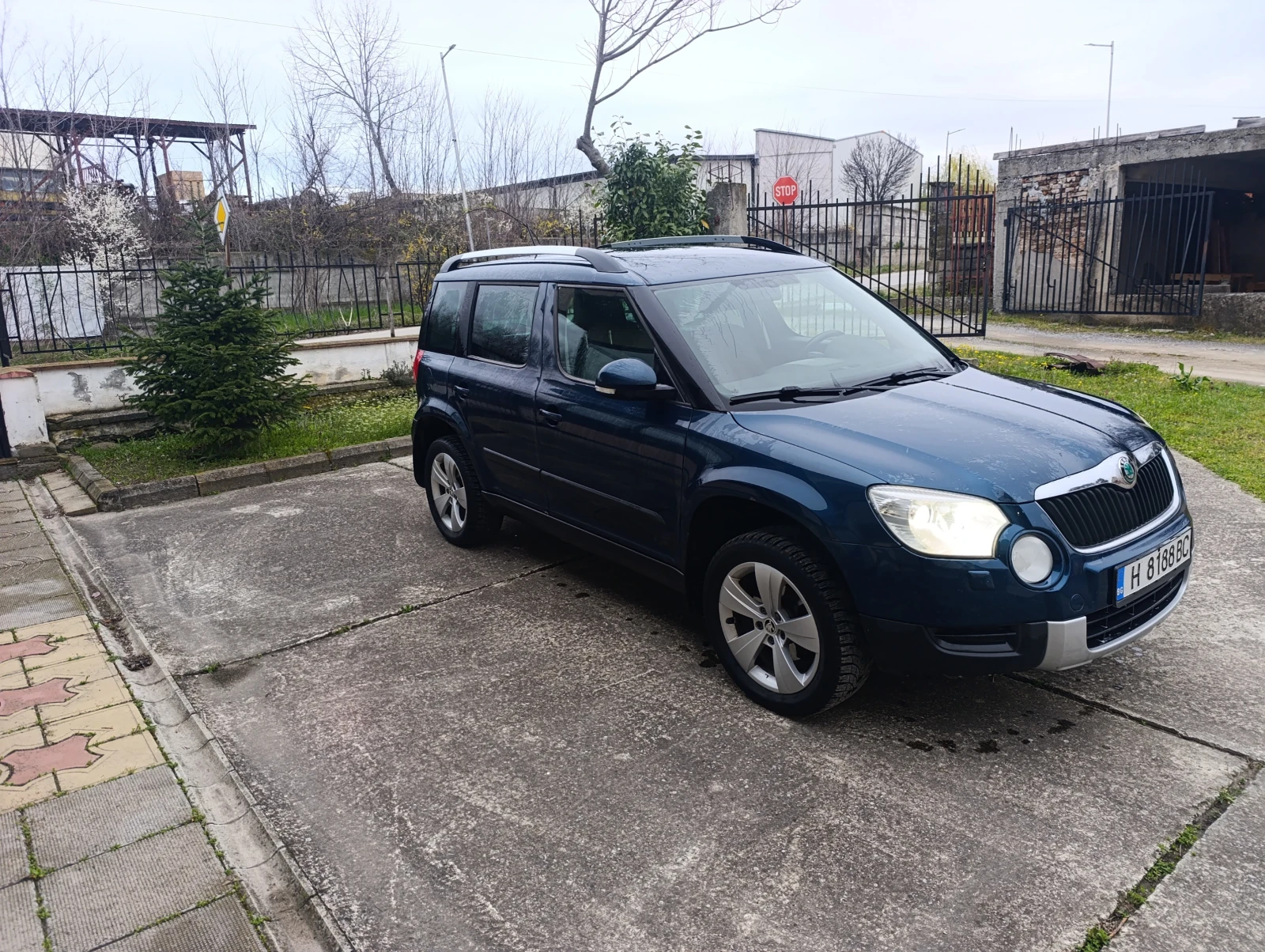 Skoda Yeti 4x4, снимка 3 - Автомобили и джипове - 54049043