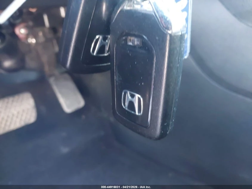 Honda Ridgeline 3.5l Awd Sport, снимка 11 - Автомобили и джипове - 54314327