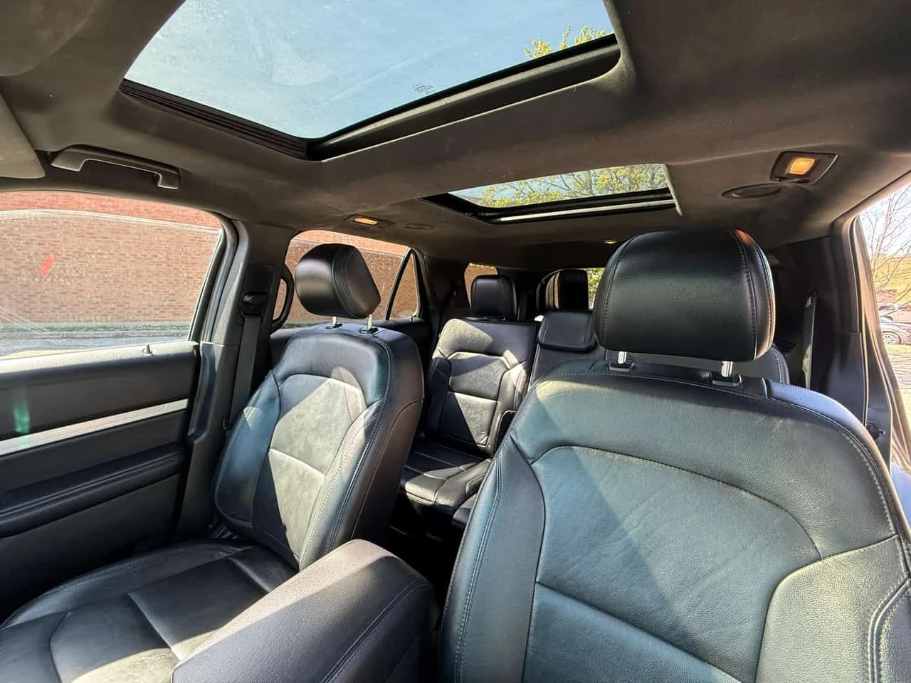 Ford Explorer * XLT * 2 КЛЮЧА* ПАНО* ПОДГРЕВ* , снимка 5 - Автомобили и джипове - 54410668