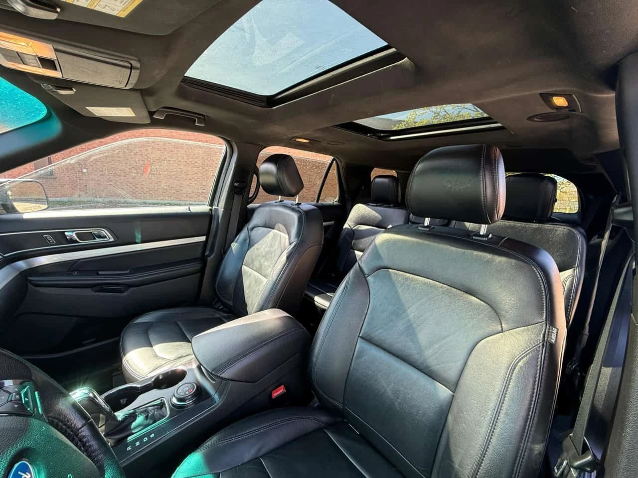 Ford Explorer * XLT * 2 КЛЮЧА* ПАНО* ПОДГРЕВ* , снимка 11 - Автомобили и джипове - 54410668