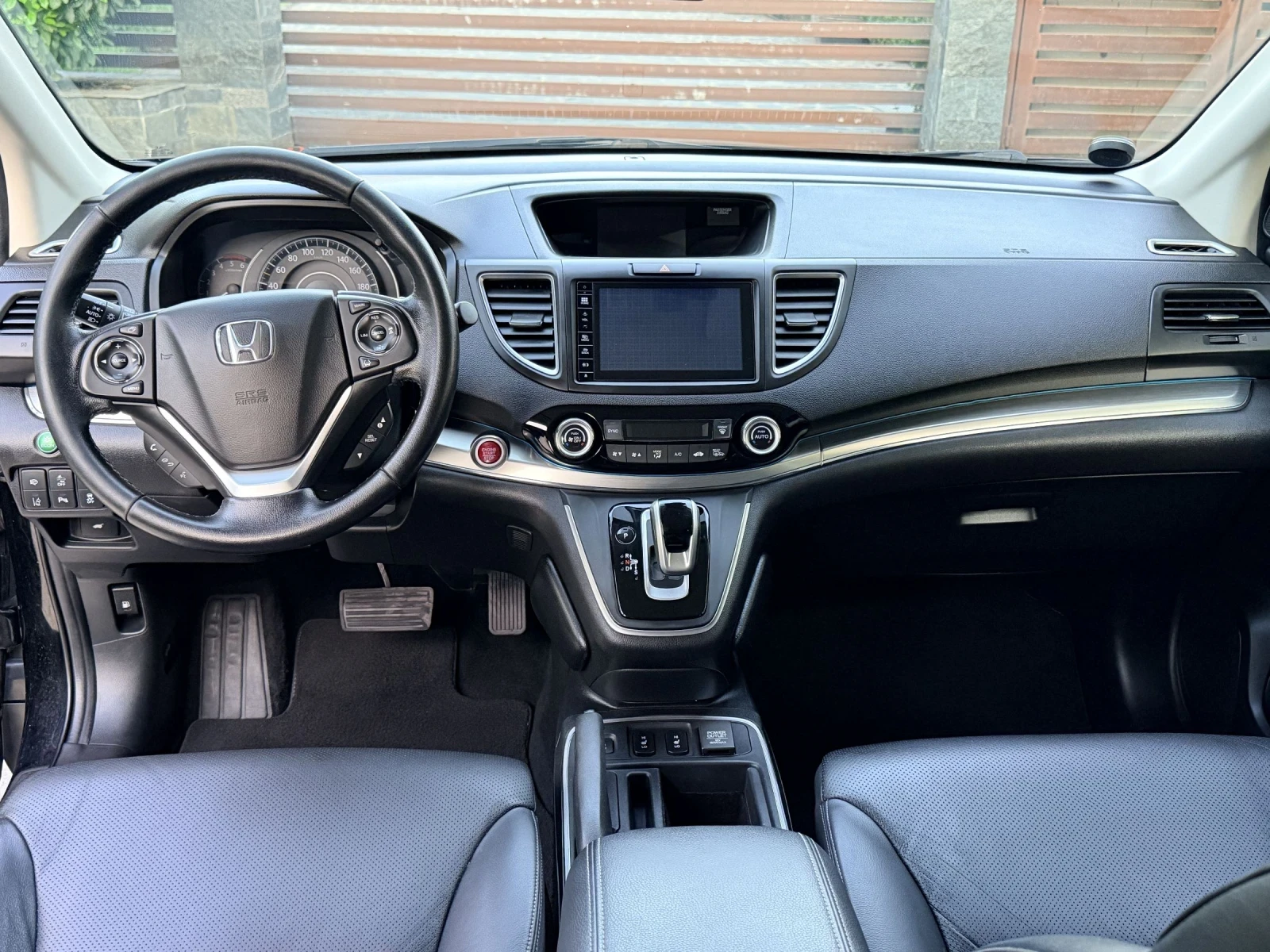 Honda Cr-v Executive 4WD, снимка 7 - Автомобили и джипове - 54559185