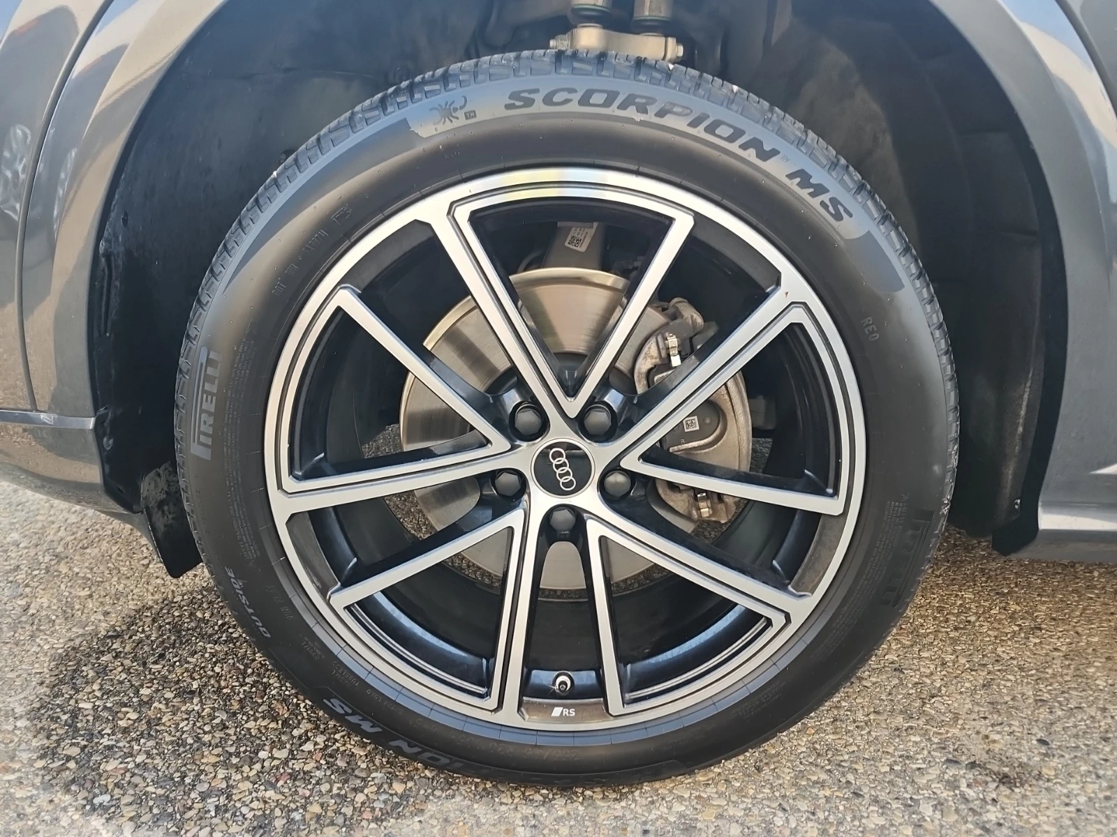 Audi Q5 PROGRESSIV* 2 ЧИФТА ГУМИ* СЕРВИЗНА ИСТОРИЯ, снимка 6 - Автомобили и джипове - 55927533