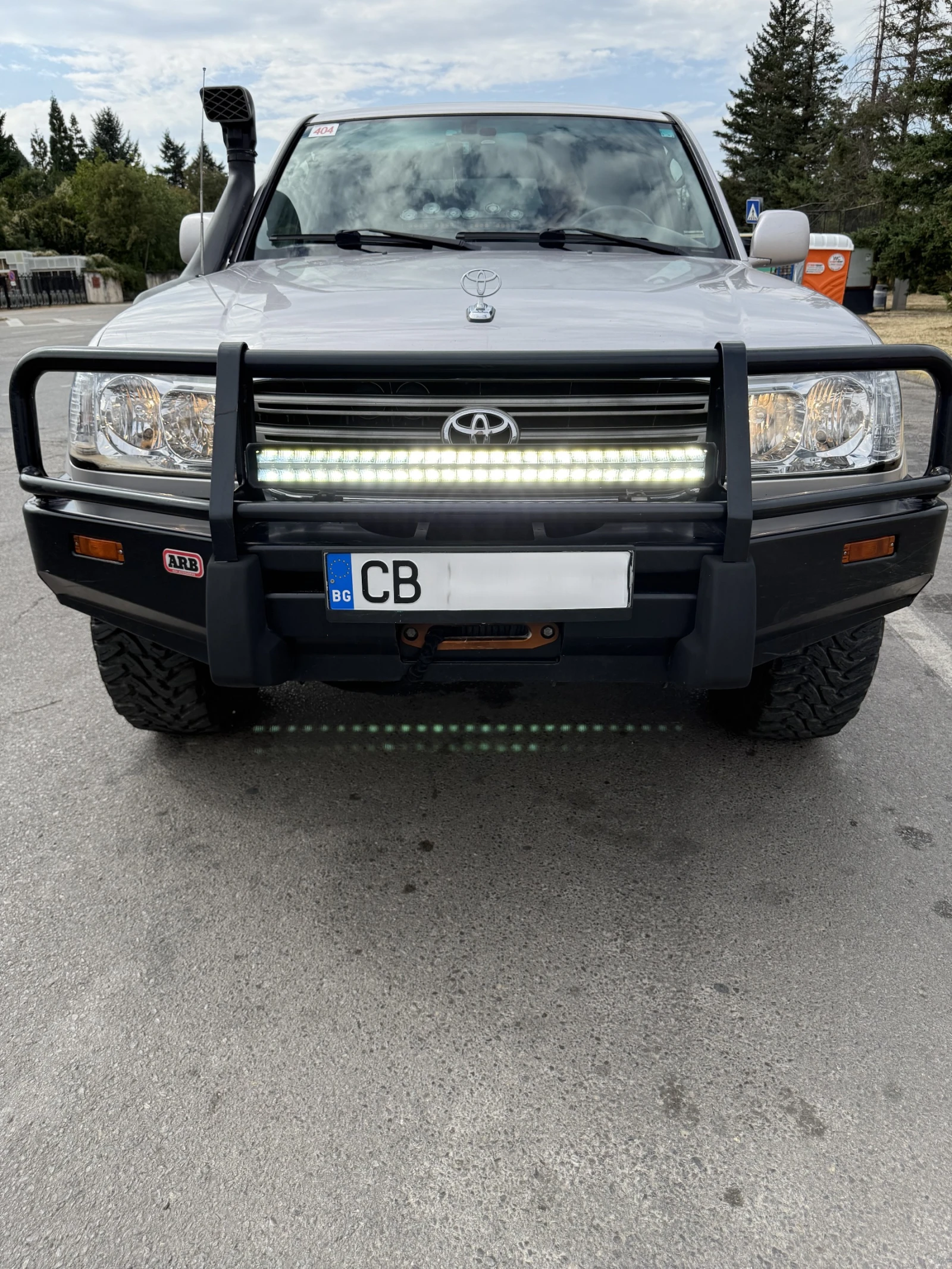 Toyota Land cruiser J100, снимка 7 - Автомобили и джипове - 56482369