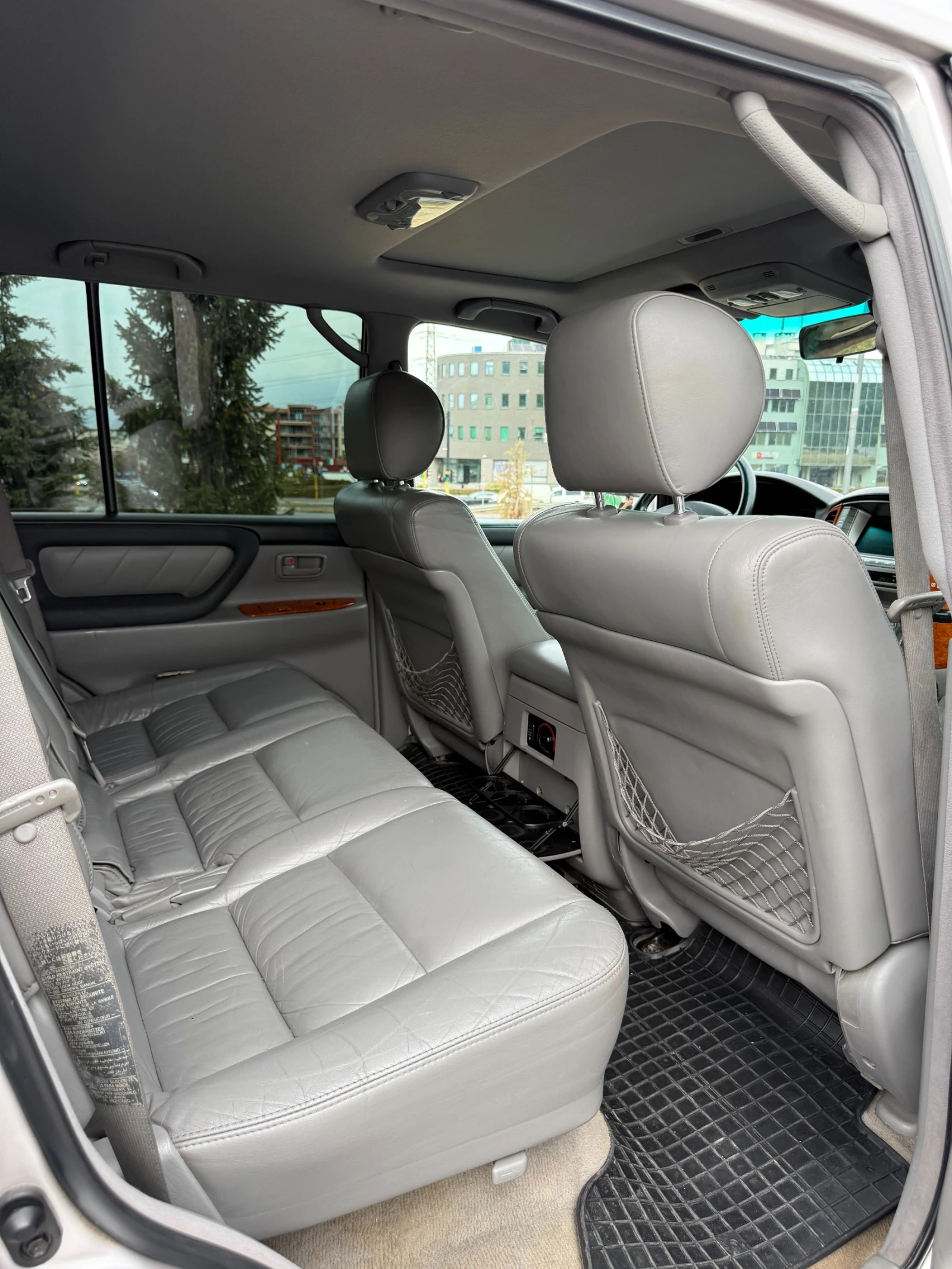 Toyota Land cruiser J100, снимка 12 - Автомобили и джипове - 56482369