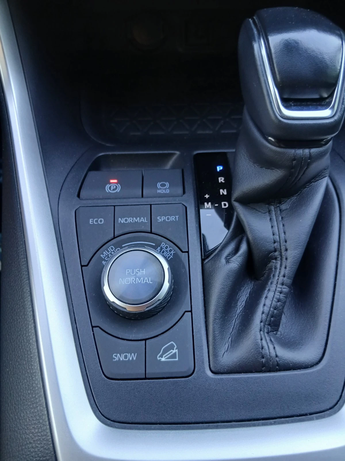 Toyota Rav4 EXECUTIVE/2.0VVT-I/175k.c./CVT AT/AWD, снимка 9 - Автомобили и джипове - 56107971