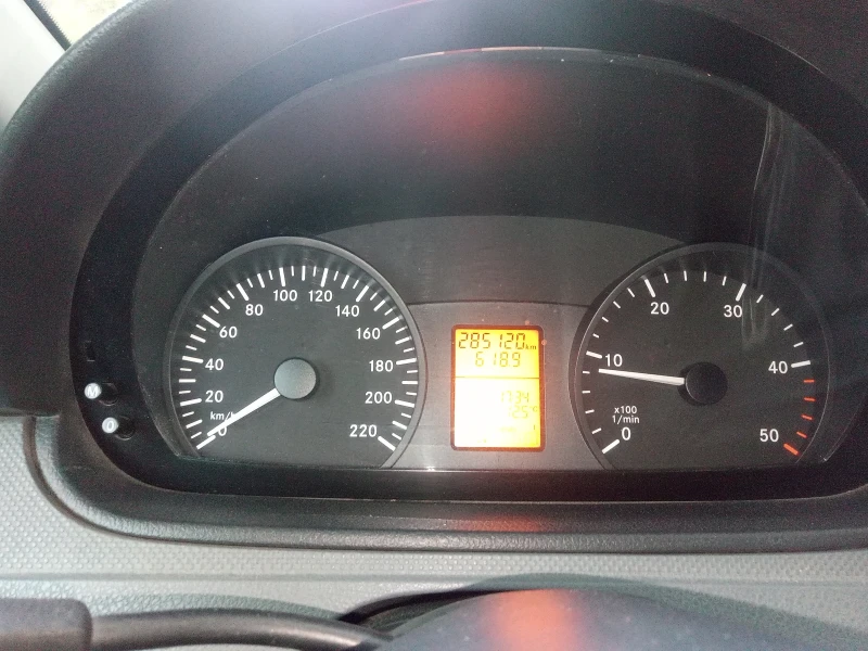 Mercedes-Benz Vito 2.2 CDI 111, снимка 4 - Бусове и автобуси - 52632782