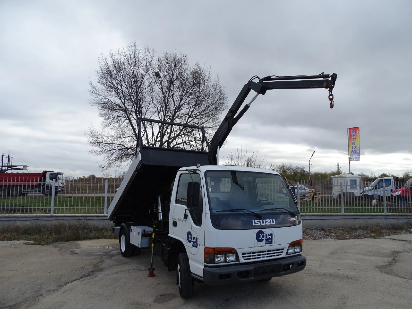 Isuzu Campo САМОСВАЛ С КРАН 2.3 тона, снимка 1