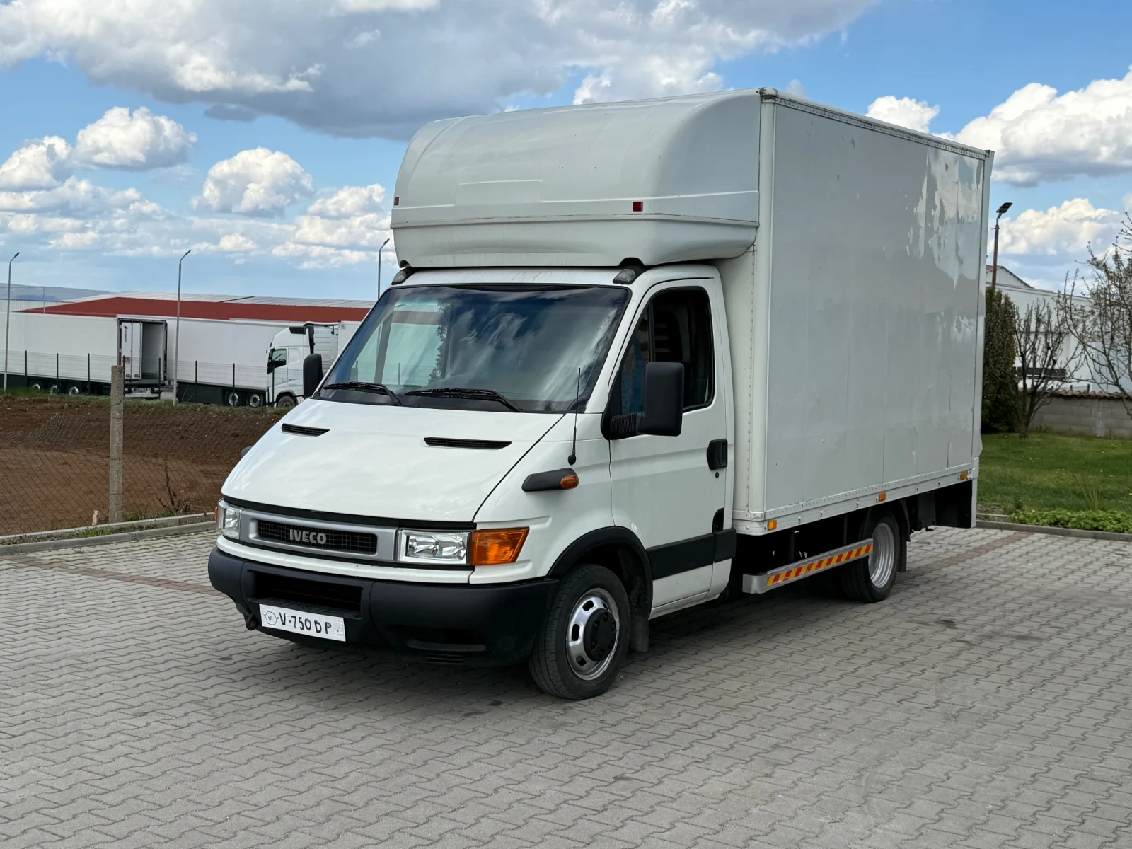 Iveco Daily 35C13 KAT Б 3.5Т ПАДАЩ БОРД