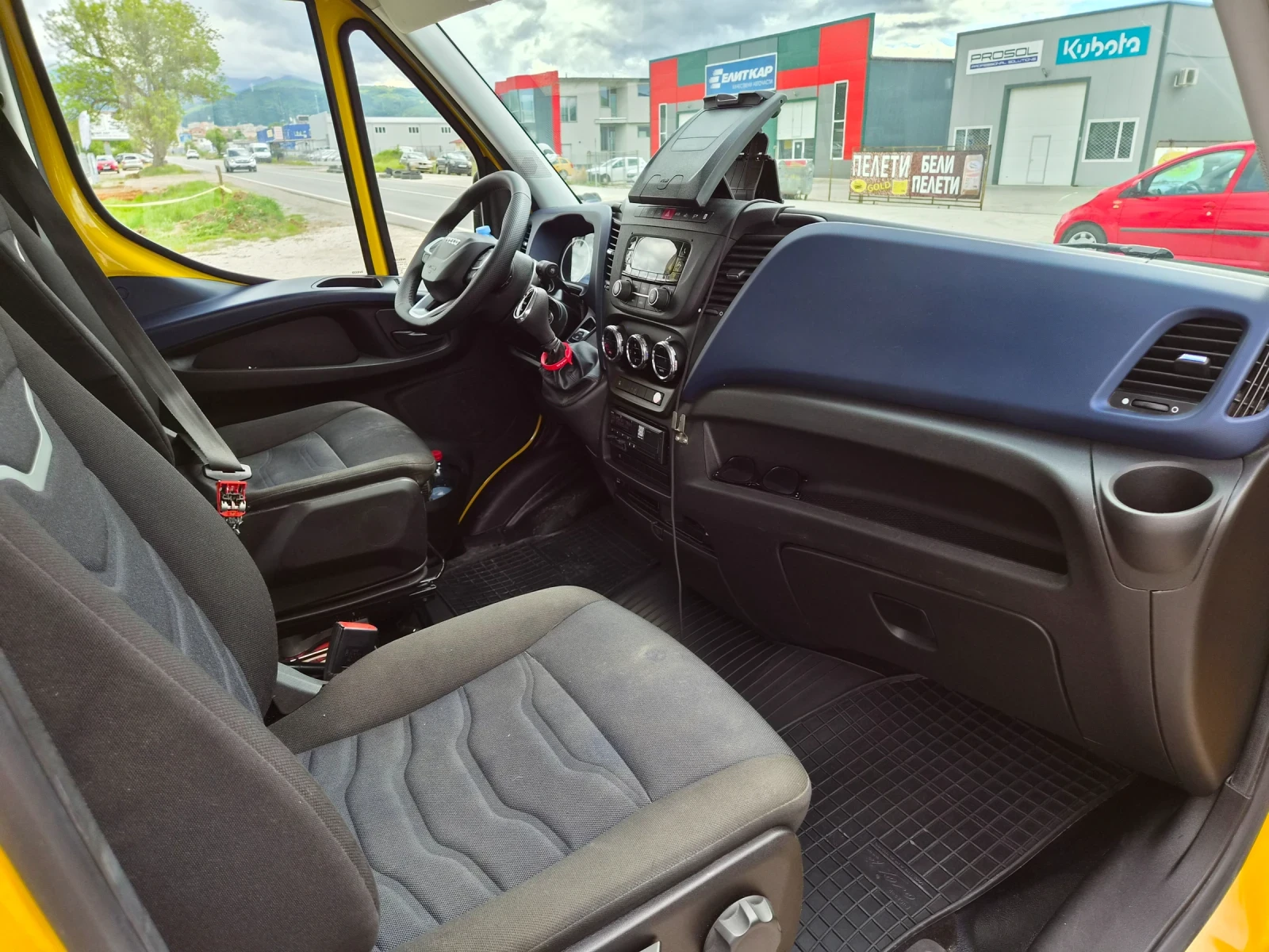 Iveco 35S18 35S18 AVTOMAT LED DISTRONIK , снимка 11 - Бусове и автобуси - 54579905
