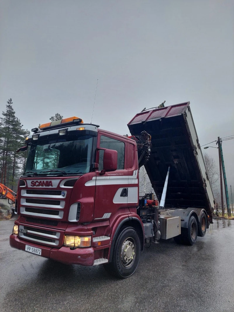 Scania R 420 6X2 с кран HMF 2220 K6 2005 и щипка, снимка 1 - Камиони - 48196724