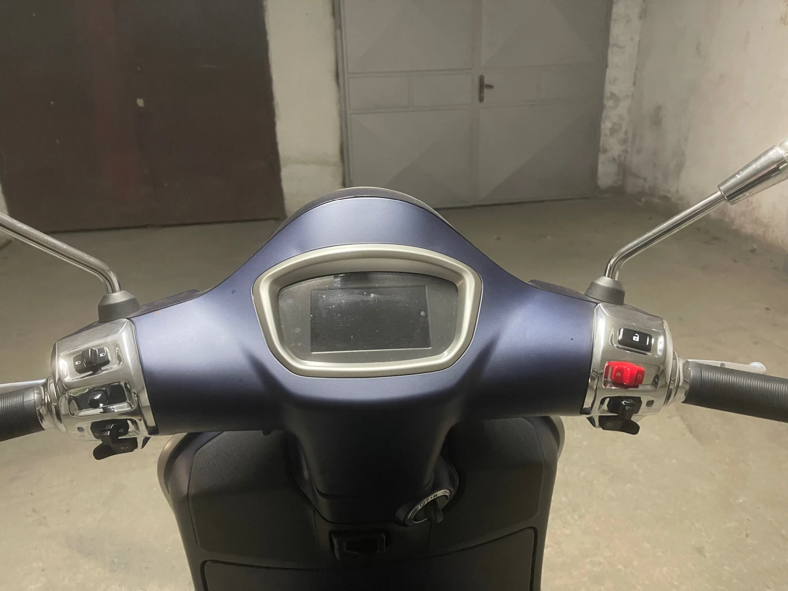 Vespa GTS  300. Super Tech / hp-e, снимка 6 - Мотоциклети и мототехника - 55768352