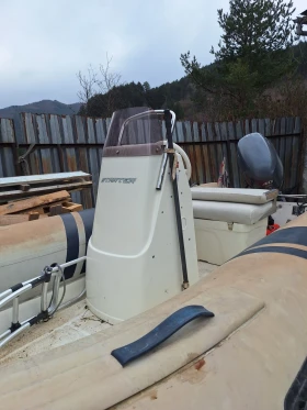 Лодка Bombard, снимка 4