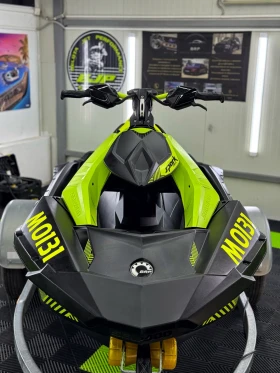      Bombardier Sea Doo SPARK TRIXX