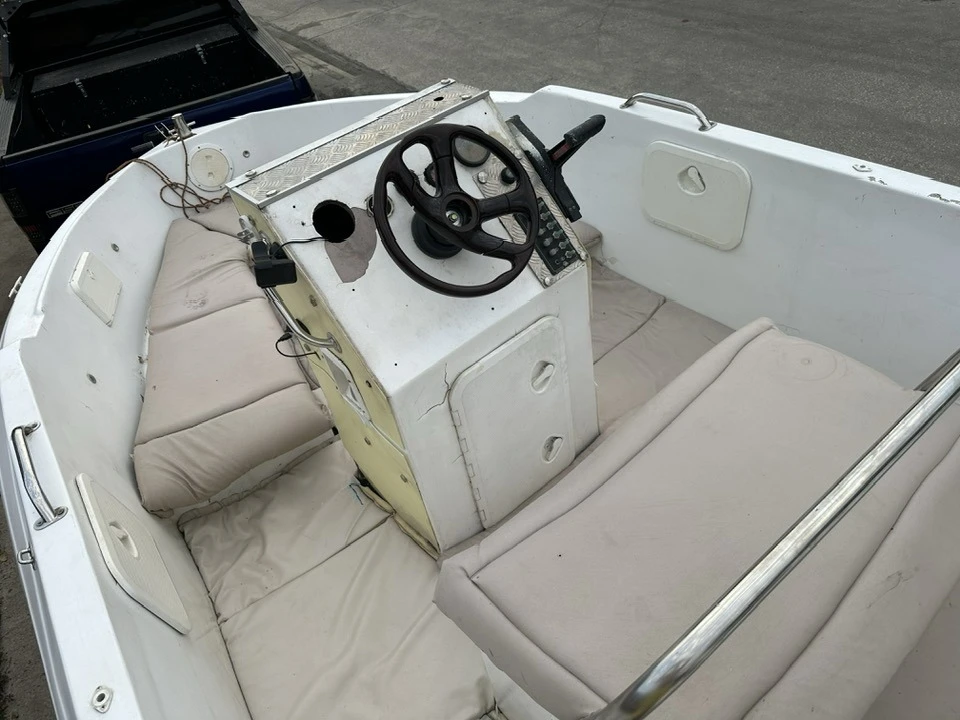 Лодка Bayliner 175hp v6 - изображение 7